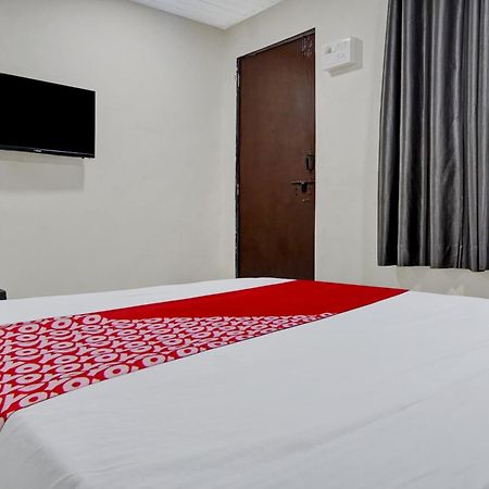 Hotel O Metro View Pimpri-Chinchwad Exteriör bild